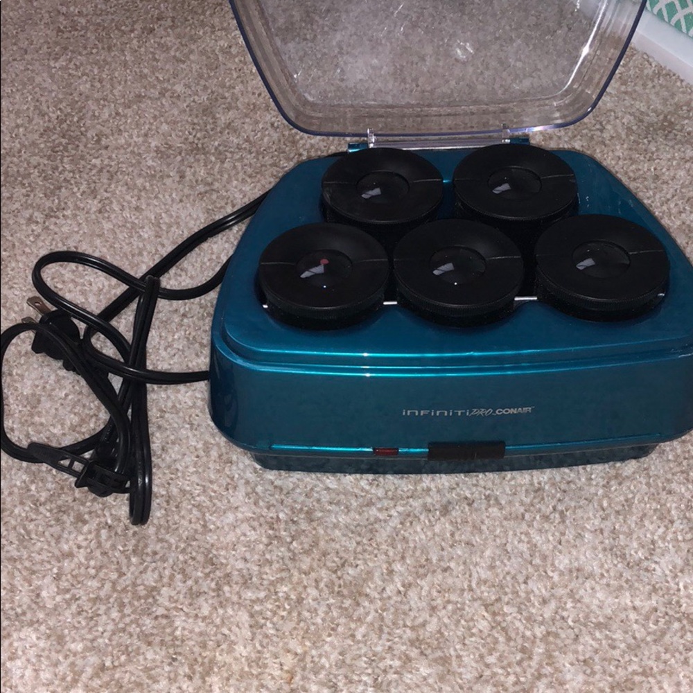 Infiniti pro Conair flocked jumbo rollers